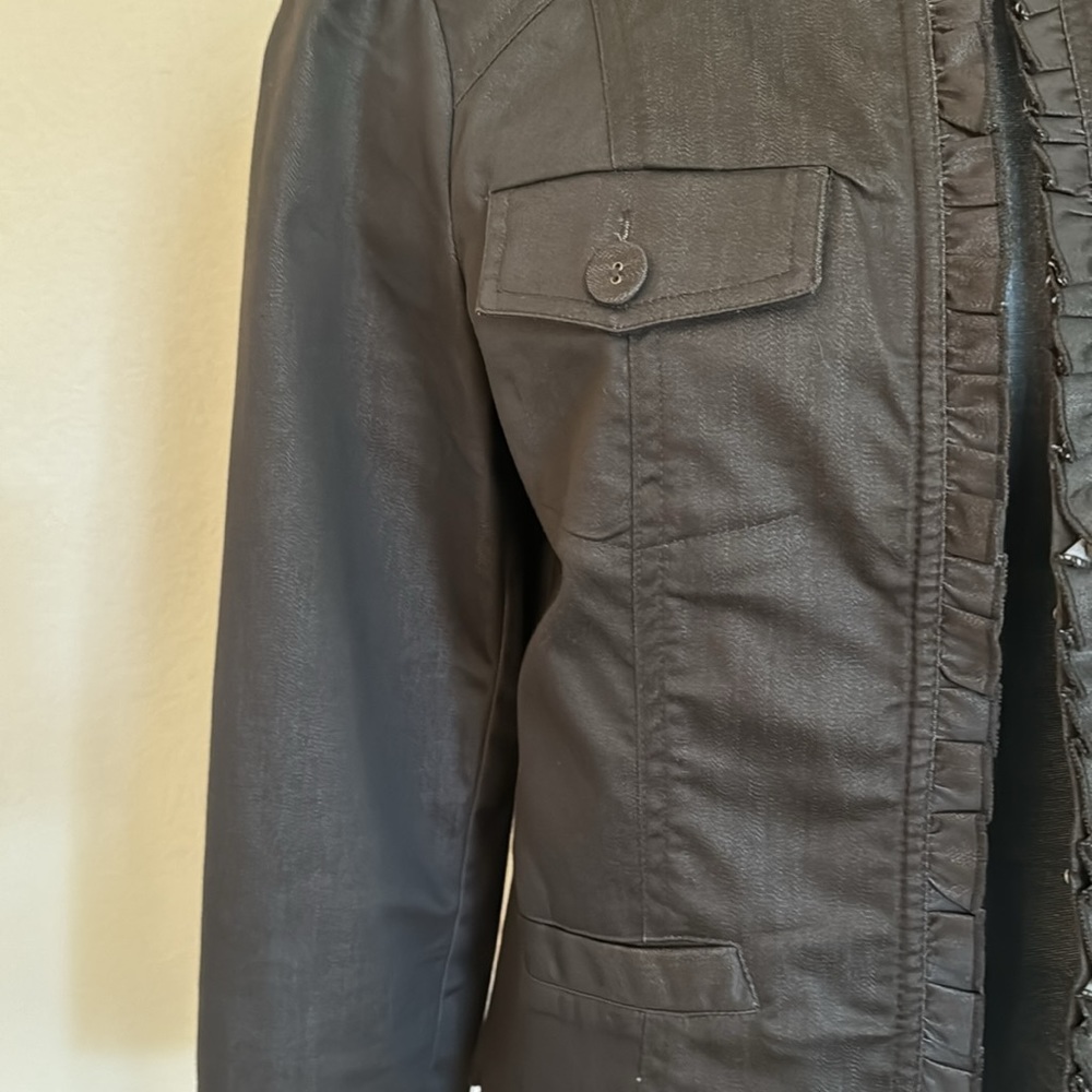 Willi Smith Dark Brown Ruffled Front Lightweight … - image 5